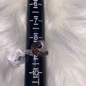 NWT Gorgeous Ring